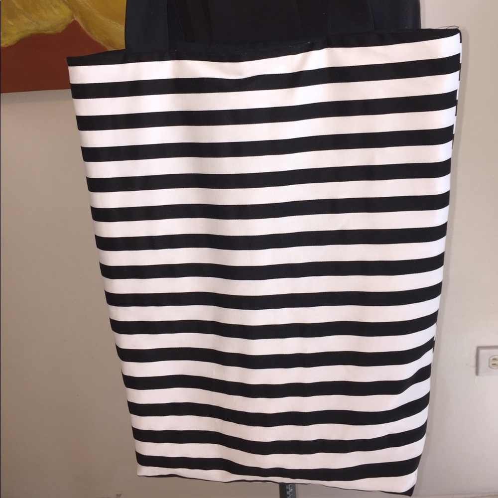 Black and white totebag